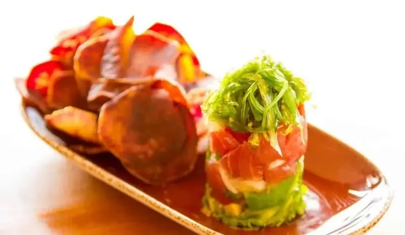 Ahi poke with taro chips