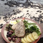 huggos brunch ahi nicoise