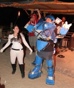 halloween at huggos 2. space people